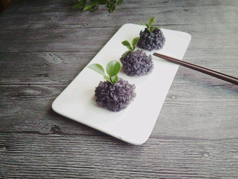 立夏乌叶饭