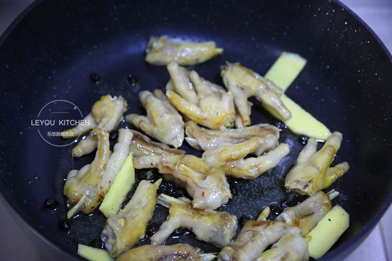 豆豉烧鸡爪
