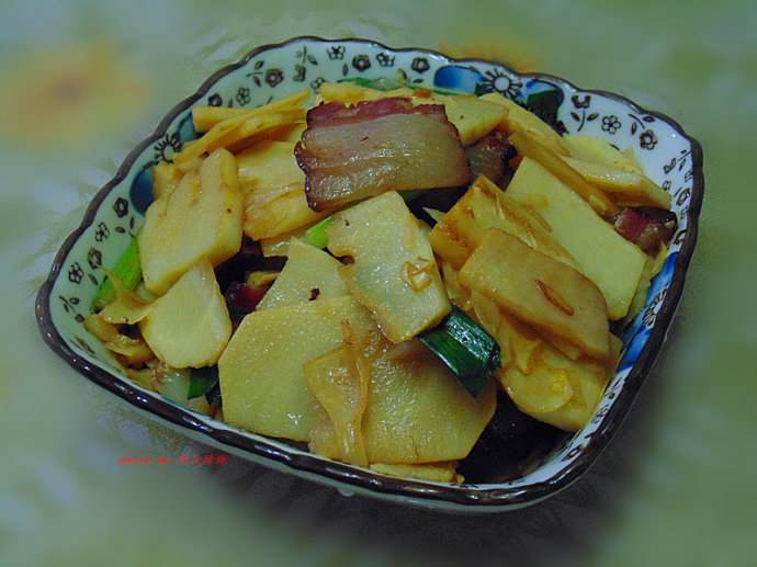 腊肉怎么做-腊肉炒春笋 腊肉怎么做-腊肉炒春笋