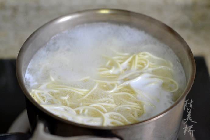葱油麻酱凉面