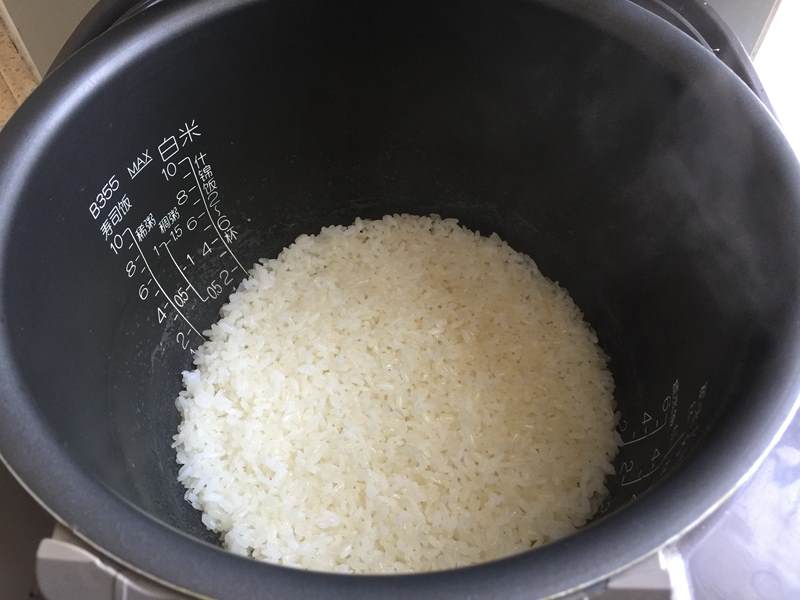 电饭锅菠萝糯米饭