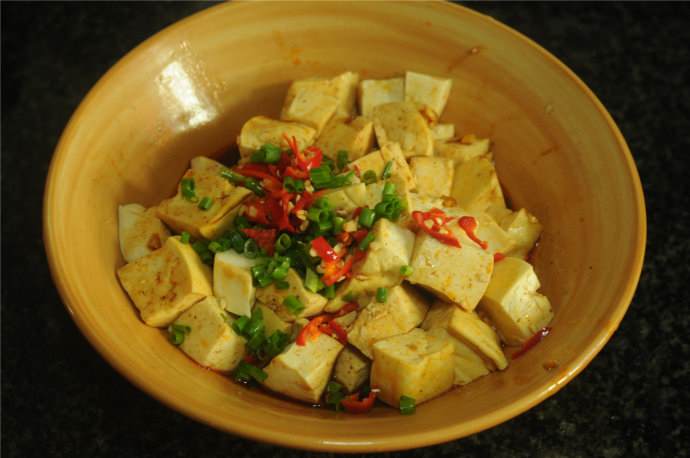 高蛋白低脂肪，减肥食谱—香辣拌豆腐