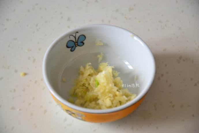 凉拌苜蓿芽