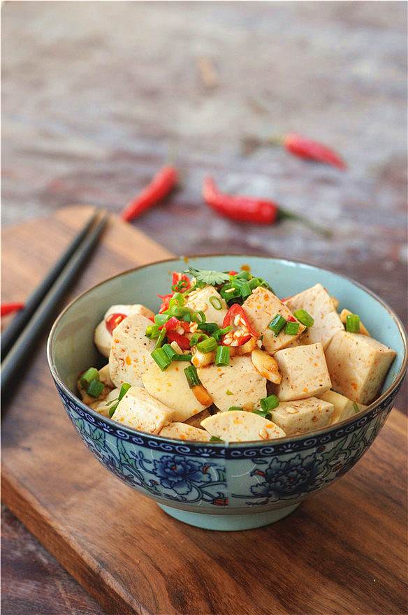 高蛋白低脂肪，减肥食谱—香辣拌豆腐