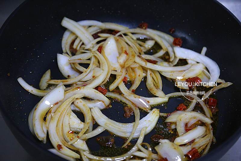 香辣牛肉炒面