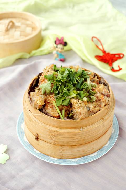 竹笼粉蒸牛肉