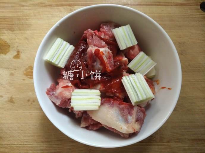 韩式辣酱葱烤排骨