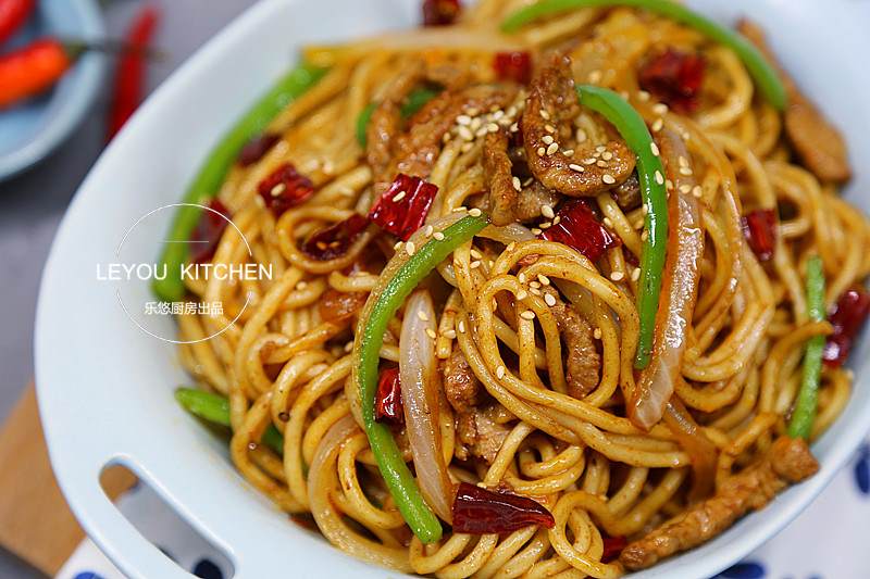 香辣牛肉炒面