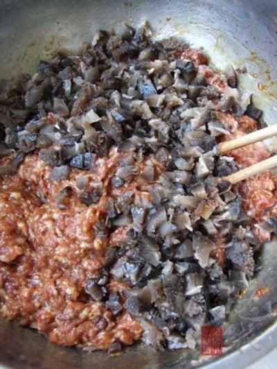 葱油海参肉丸水饺
