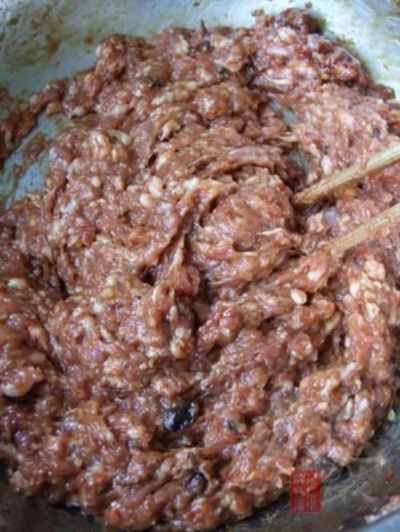 葱油海参肉丸水饺