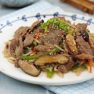 韩式牛肉炒杂蔬