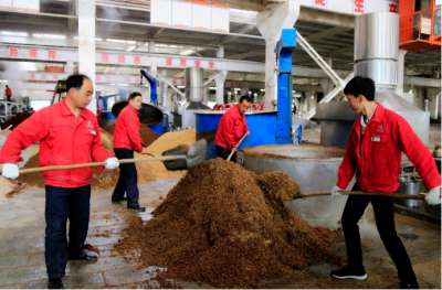 广东6旬酒庄老板，35年“以身试酒”彻悟6个白酒谎言，长见识了插图12